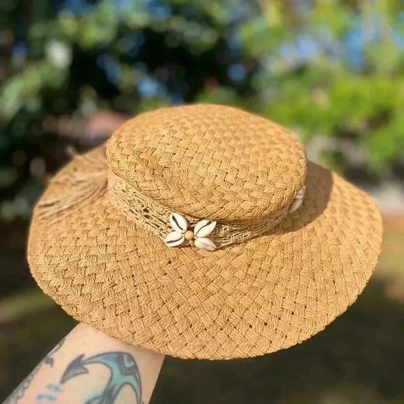 Natural Straw Hat with Seashell Detail – Boho Wide Brim, Summer Beach Hat - Picture 1 of 10